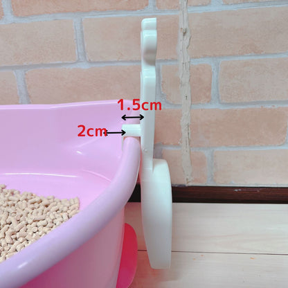 持ち手上部のフック部分の側面図。トイレ容器のふちに引っかける突起の厚み2cm、フックの隙間幅1.5cmの寸法表記