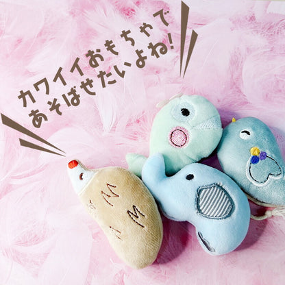 とり・ぞう・くじら・ねずみ4匹が並んだアップ。「カワイイおもちゃであそばせたいよね！」の訴求文
