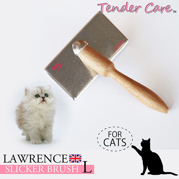 Lサイズのブラシとシルバー猫の子猫を並べたパッケージ風写真。「Tender Care」のロゴとFOR CATSの表記あり