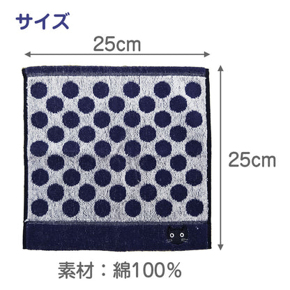 サイズ図。幅25cm×高さ25cmの正方形タオルに水玉柄と黒猫刺繍、素材は綿100%の表記