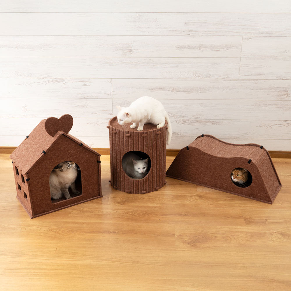 多くの飼い主に支持されていることを伝える実績紹介と「たくさんのお買い上げ、ありがとうございます」という感謝メッセージ、左右に佇む2匹の猫の写真。