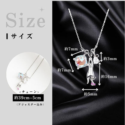 サイズ図。ネックレス全体と拡大図で石部分は約7mm×約7mm、猫チャーム約16mm、雫チャーム約7mm×約3mm、横幅約5mm。チェーンは約39cm+5cm(アジャスター込み)と表記