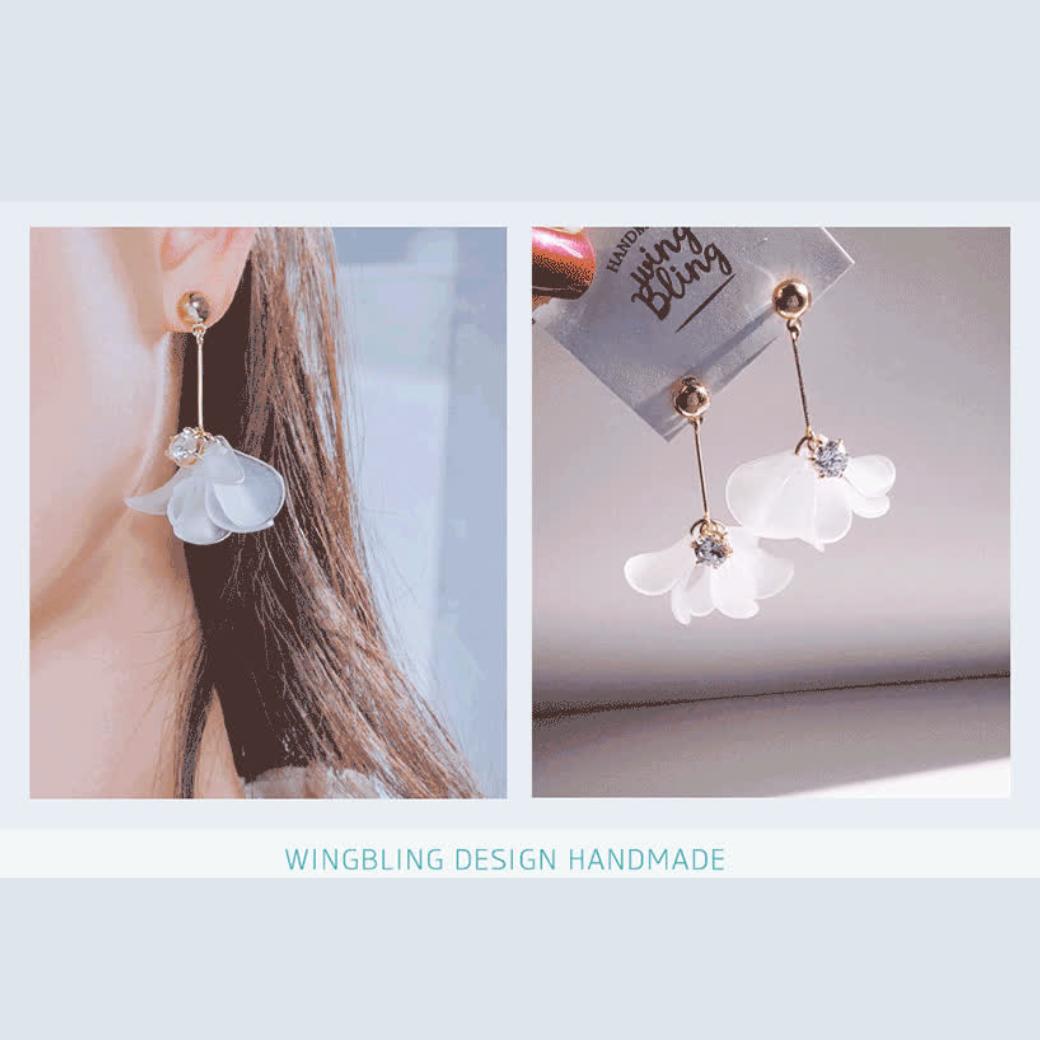 着用カットとWING BLING台紙付きピアスを並べたコラージュ。下部に「WINGBLING DESIGN HANDMADE」の文言
